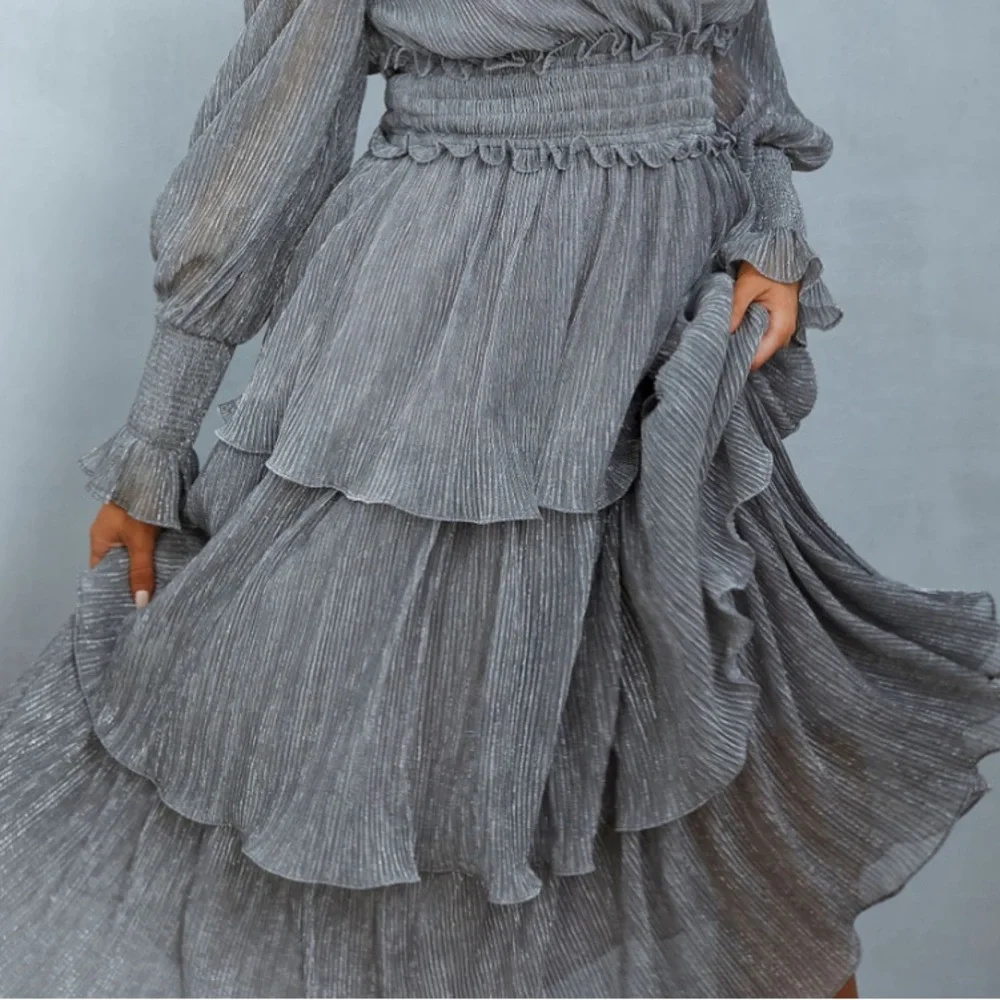 VICI X Emily Travis Elegant Gray Maxi Dress size M - Picture 4 of 12